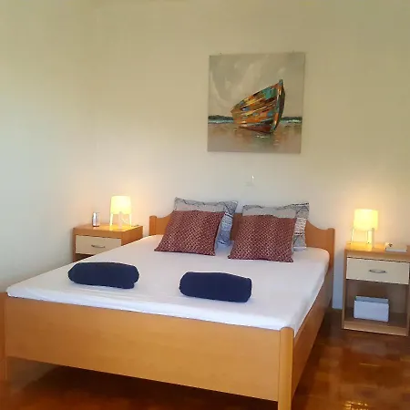 Marra & Kech Apartman